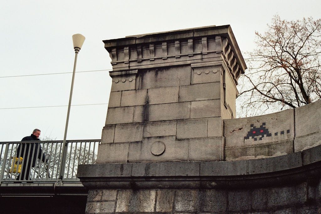 Artwork Title: Brn_?