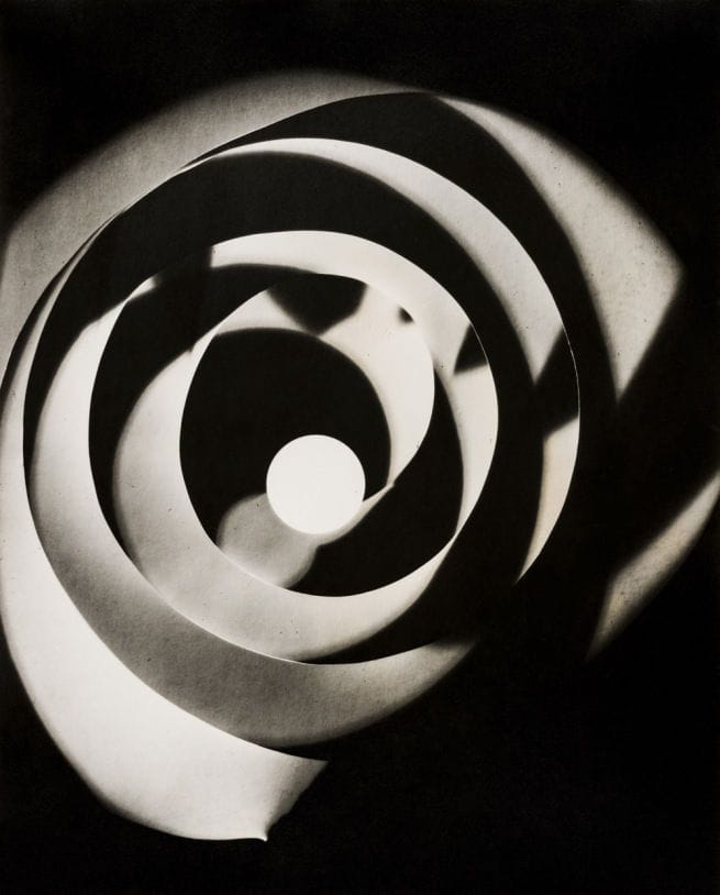 Artwork Title: Rayography (spiral)