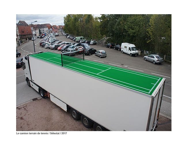 Artwork Title: Camion terrain de Tennis