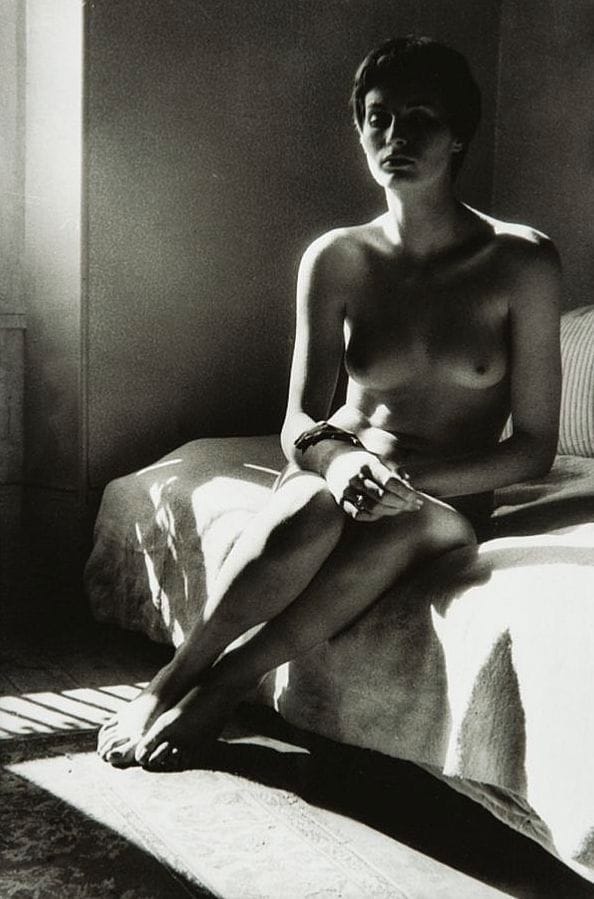 Artwork Title: Femme nue assise sur un lit
