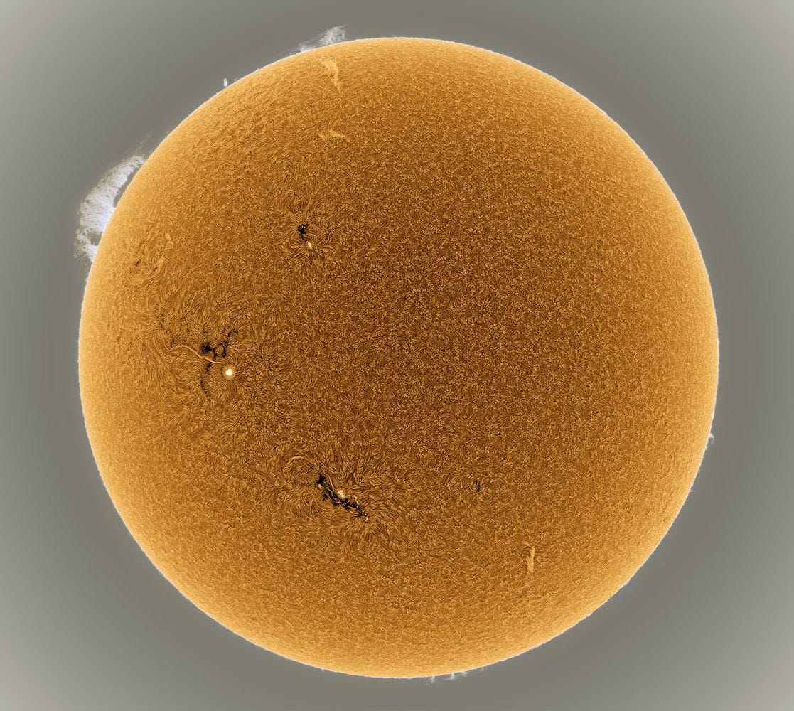 Artwork Title: Portrait of the sun with massive prominence on September 17