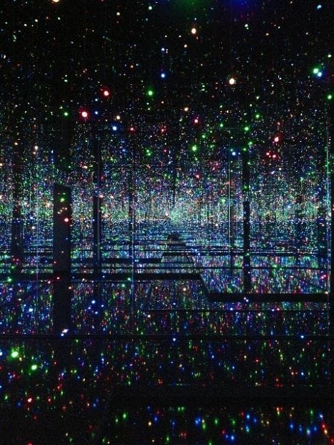 Artwork Title: Infinity Mirrored Room - Filled WIth the Brilliance of Life