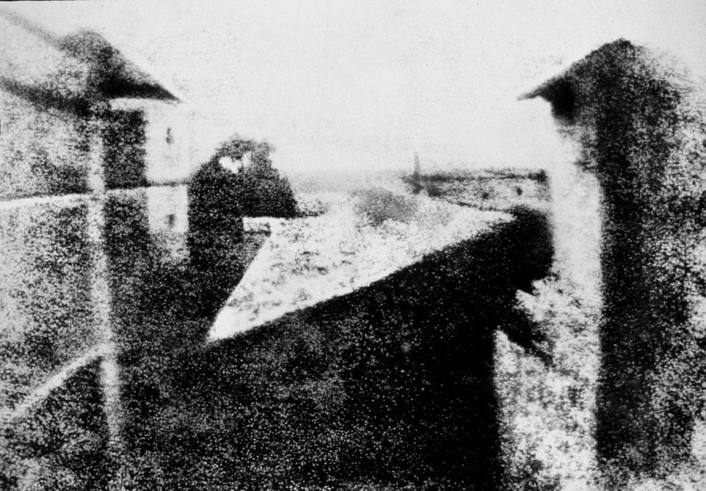 Artwork Title: Point de vue depuis une fenêtre à Le Gras (first photograph)