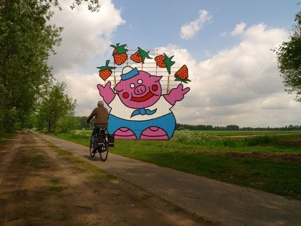Artwork Title: Pig Juggling With Strawberries