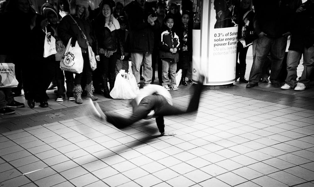 Artwork Title: Grand Central, NYC Breakdancers