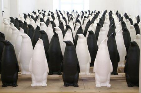 Artwork Title: Pinguin - Das Exponierte Tier