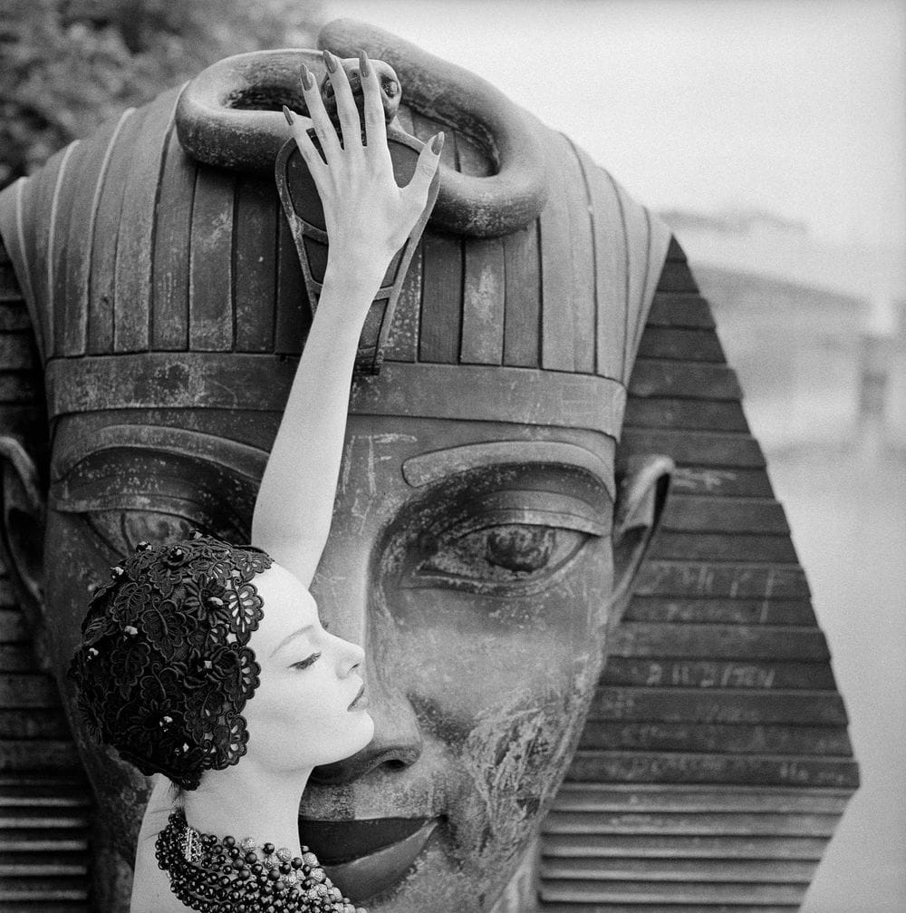 Artwork Title: Nina von Schlebrugge & Sphinx, Egypt