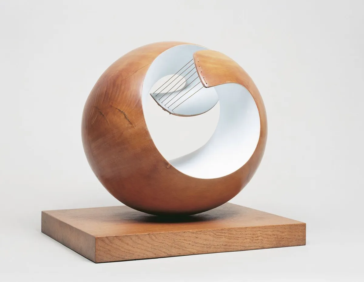 Barbara Hepworth - Pelagos, 1946