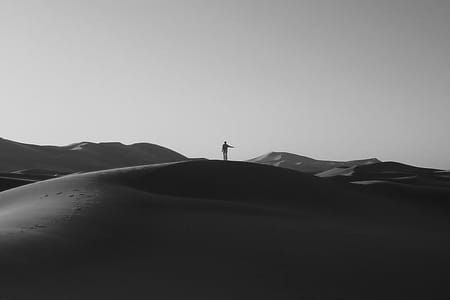 Artwork Title: Inside this desert lies the tiniest grain of sand