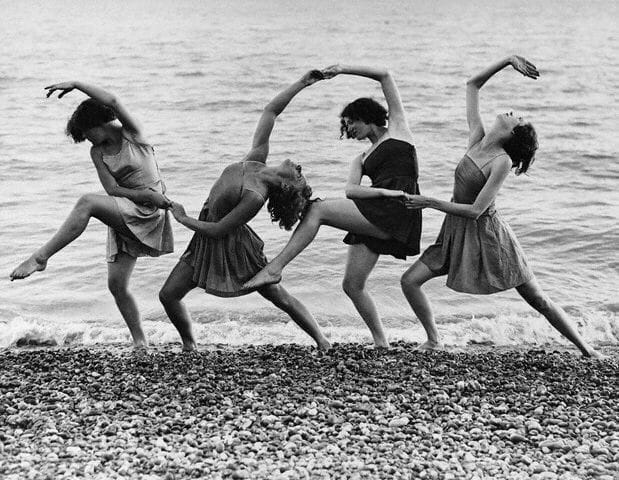 Artwork Title: Summer school students of Miss Margaret Morris rehearse on the beach, 21 Aug