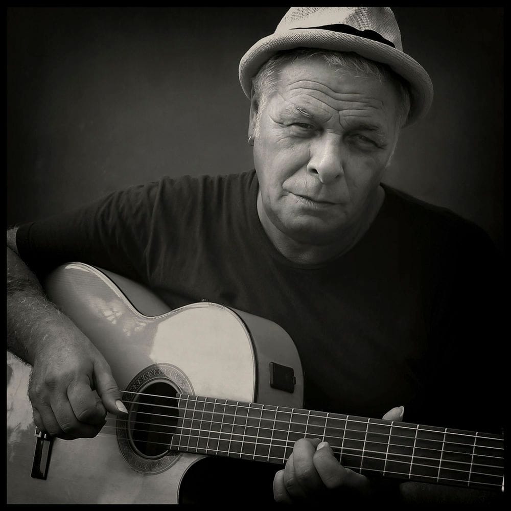 Artwork Title: Enzo Gragnaniello - Augusto De Luca fotografo