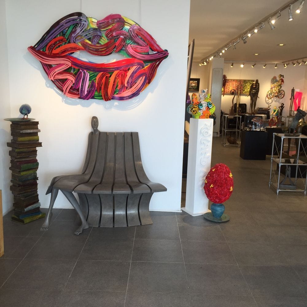 Artwork Title: En Attendant