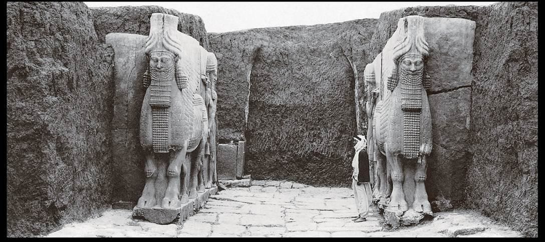 Artwork Title: Guardian figures from citadel of Sargon