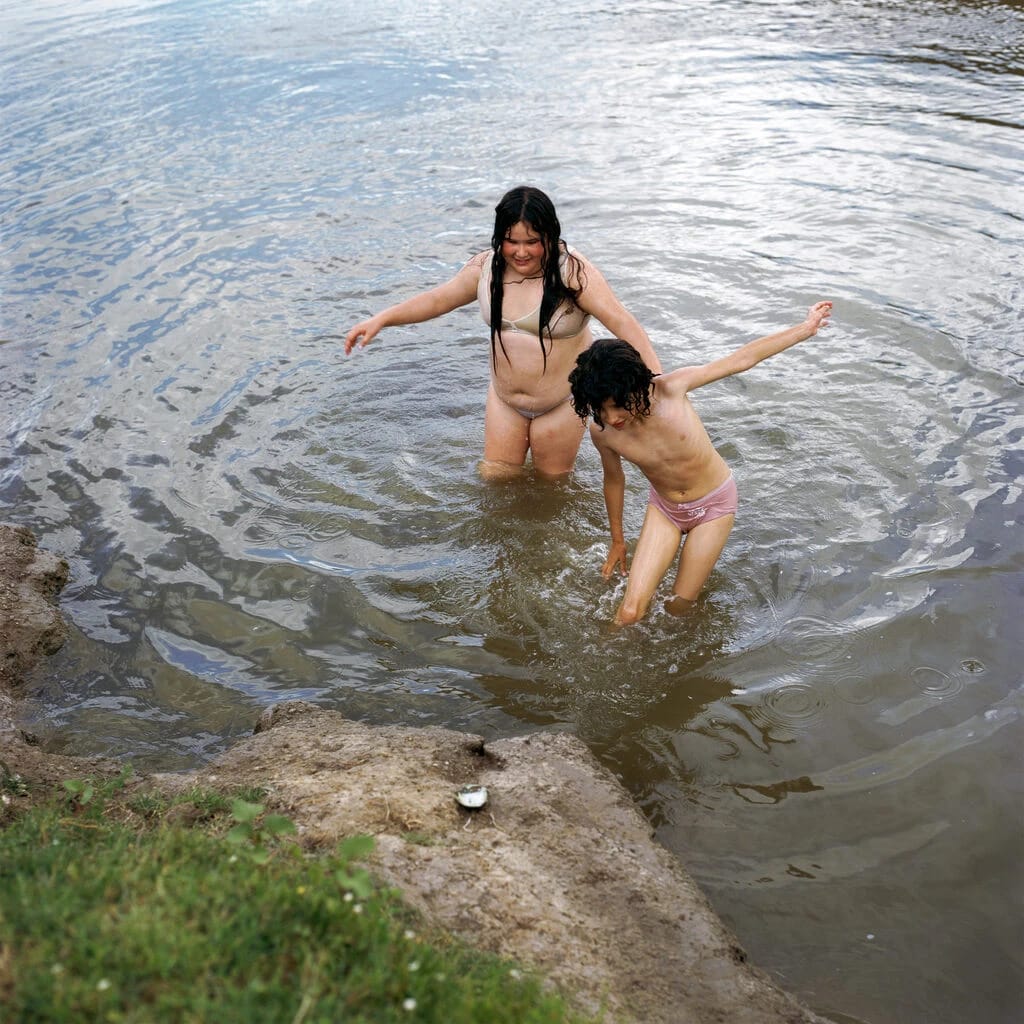 Artwork Title: The Pearl, Buenos Aires, Argentina