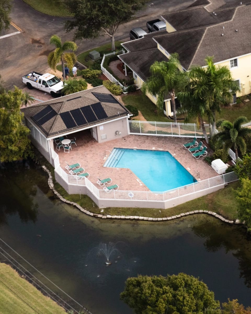 Artwork Title: Pool and Lake