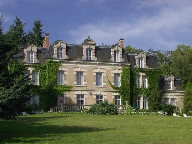 Artwork Title: Château Des Tertres