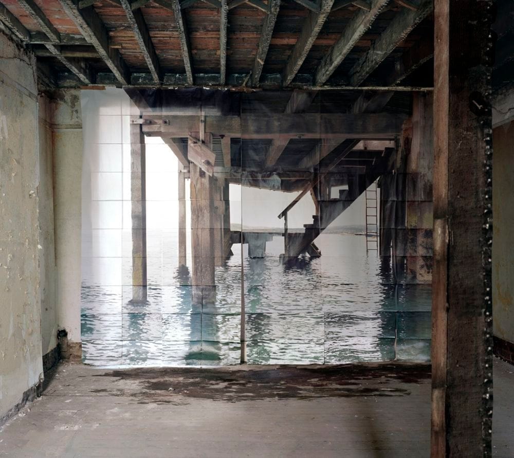 Artwork Title: Jetée
