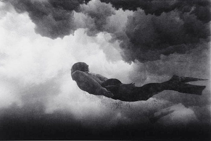 Artwork Title: Floating (b-14)