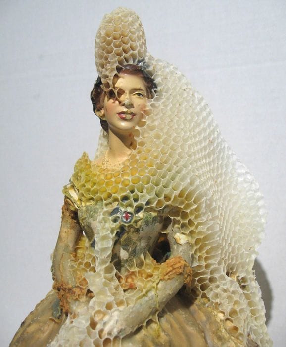 Artwork Title: Queen