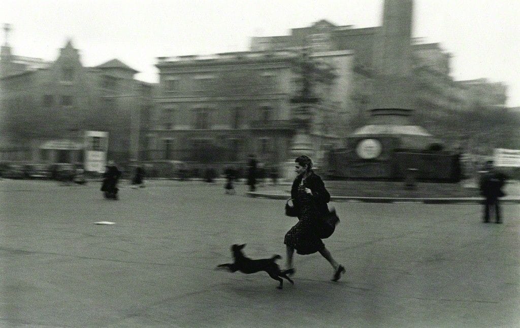 Artwork Title: Running For Shelter During Air Raid, Barcelona