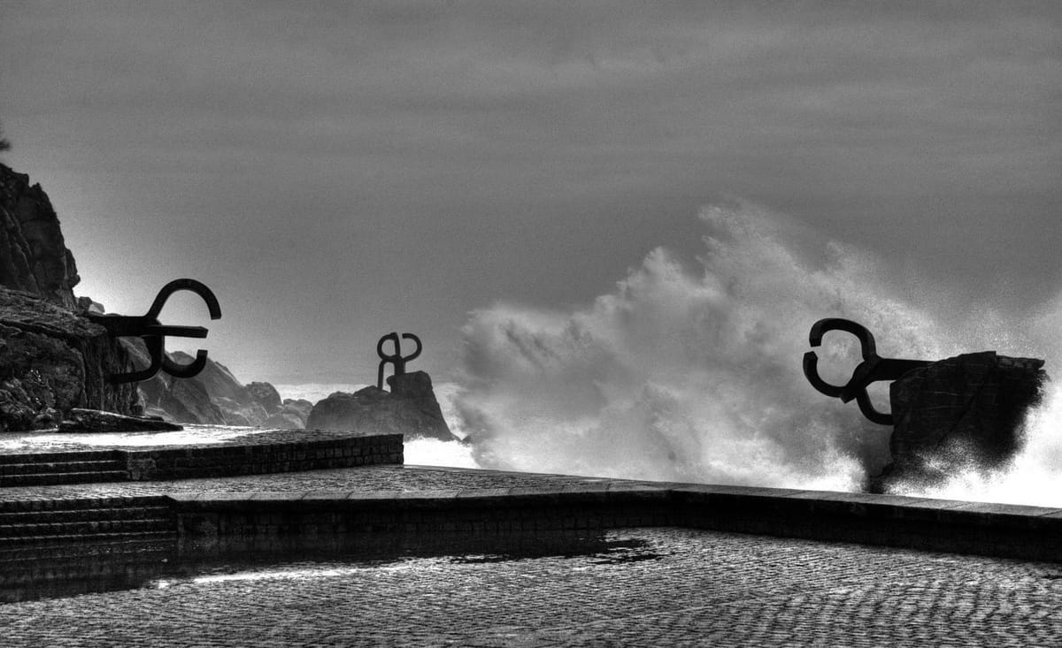Artwork Title: El Peine Del Viento