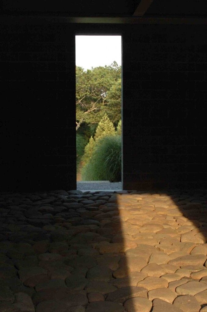 Artwork Title: The Knee - Watermill Center