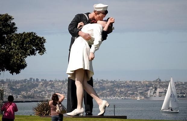 Artwork Title: The Kiss