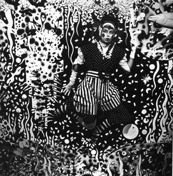 Artwork Title: La Globa Digs in Her Garden