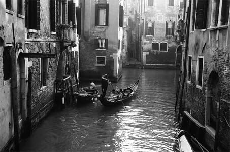 Artwork Title: Cross Road In Venice