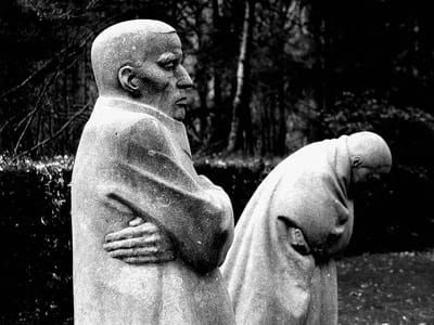 Artwork Title: Das Traurende Elternpaar