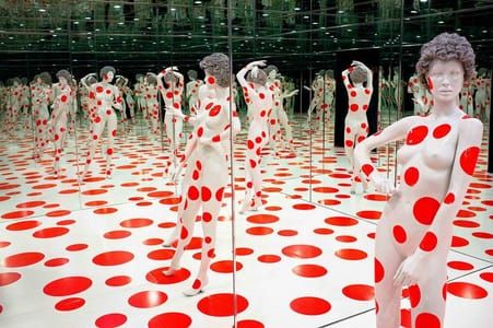 Artwork Title: Infinity Dots Mirrored Room