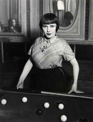 Artwork Title: Girl Playing Snooker in Montmartre