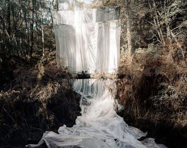 Artwork Title: Les Amants (cascade)