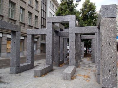 Artwork Title: Pavillon Skulpture