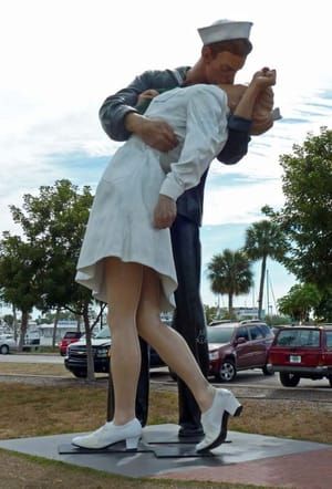 Artwork Title: The Kiss