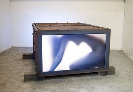 Artwork Title: Frauenkiste