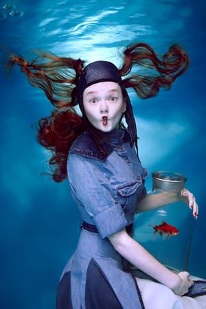 Artwork Title: La Fille Au Poisson Rouge