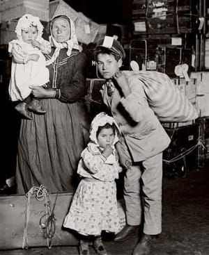 Artwork Title: Italian Family Looking For Lost Baggage