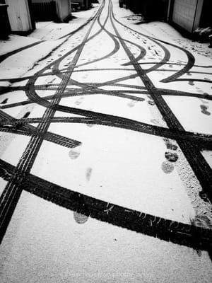 Artwork Title: Spin Out