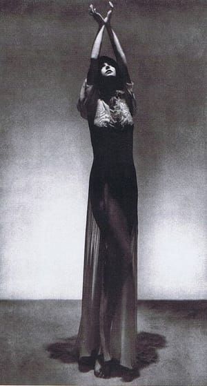 Artwork Title: Peggy Guggenheim (gown by Paul Poiret)