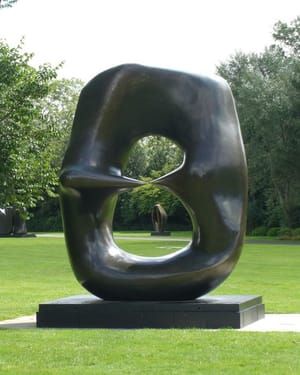 Artwork Title: Oval with Points