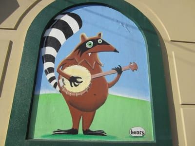 Artwork Title: Crown Hill Value Village Mural