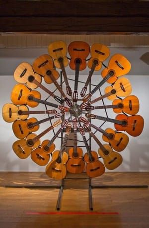 Artwork Title: Gitarrenrad